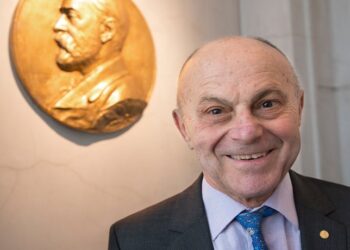 nobel-laureate-eugene-fama-says-bitcoin-is-not-a-store-of-value-warns-btc-will-blow-up-at-some-point