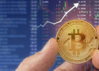 بیت کوین در آستانه یک تقاطع طلایی! منتظر جهش قیمت‌ها باشیم؟