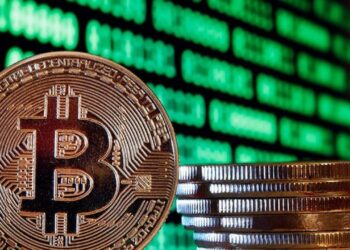 bitcoin-momentum-builds-but-reclaiming-60000-crucial-analyst