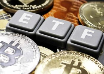 btc-eth-lead-wave-crypto-etfs-2025-analyst-