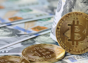 بررسی همبستگی بیتکوین با عرضه جهانی پول؛ قیمت BTC هنوز شانس رکوردشکنی دارد؟