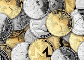 these-are-this-weeks-biggest-altcoin-gainers-and-losers-as-btc-slides-to-108k-weekend-watch