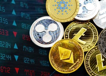 altcoin-season-2025-hype-grows-but-analyst-warns-its-not-here-ye