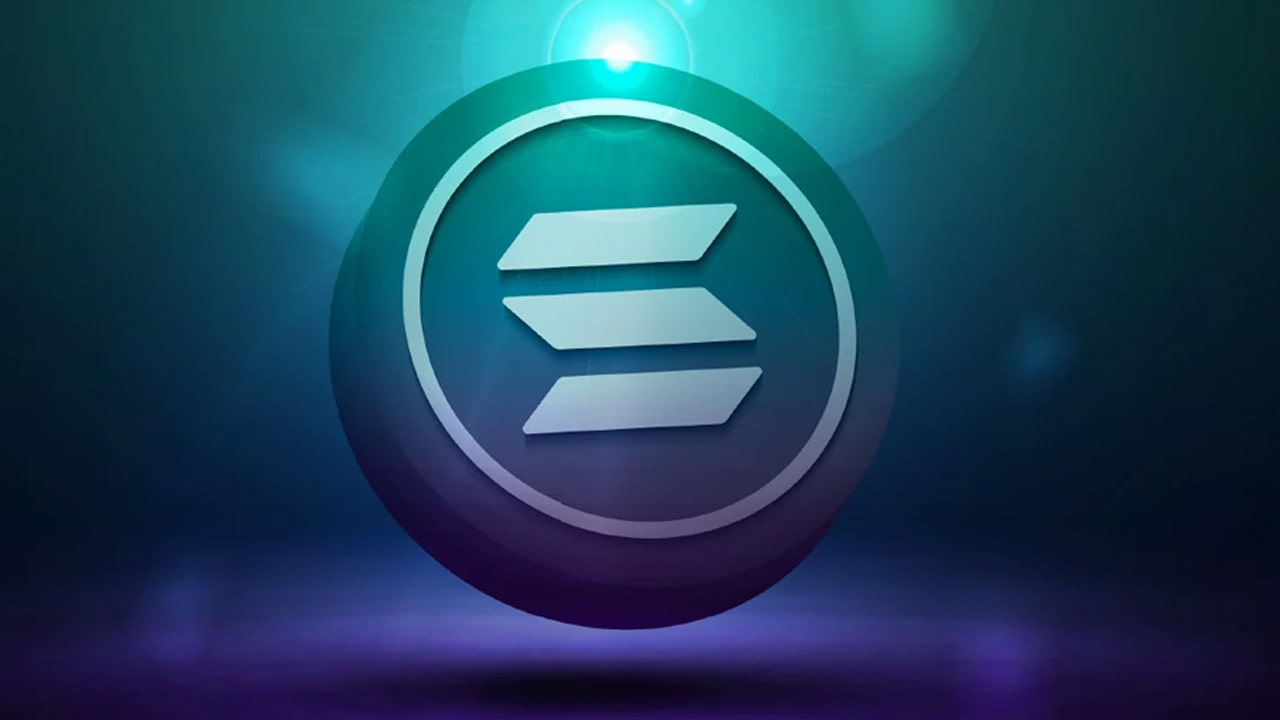 crypto-expert-sees-big-year-end-for-solana