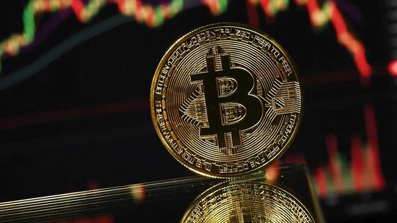 bitcoin-price-drop-triggers-historic-signal-a